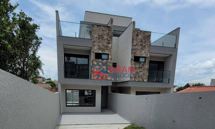 Sobrado com 3 Quartos à Venda, 160 m² em Xaxim - Curitiba