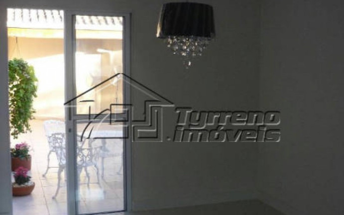 Imagem Casa de Condomínio com 4 Quartos à Venda, 110 m² em Urbanova - São José Dos Campos