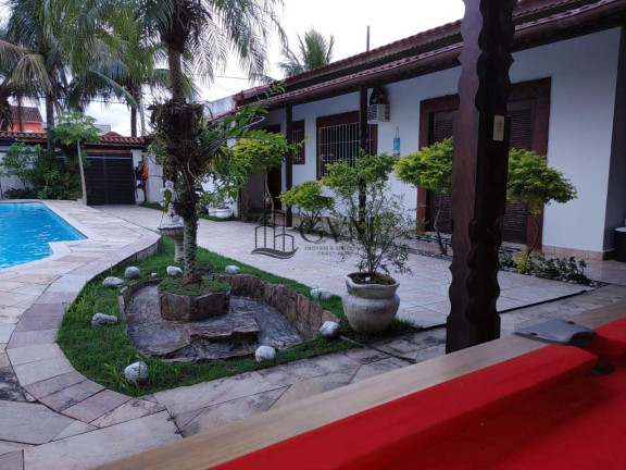 Imagem Casa com 5 Quartos à Venda ou Locação, 250 m² em Maracanã - Praia Grande Imagem Casa com 5 Quartos à Venda ou Locação, 250 m² em Maracanã - Praia Grande