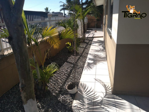 Imagem Casa com 3 Quartos à Venda, 320 m² em Machados - Navegantes Imagem Casa com 3 Quartos à Venda, 320 m² em Machados - Navegantes