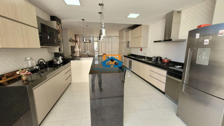 Imagem Cobertura com 3 Quartos à Venda, 305 m² em Jardim Vitória - Santana Do Paraíso