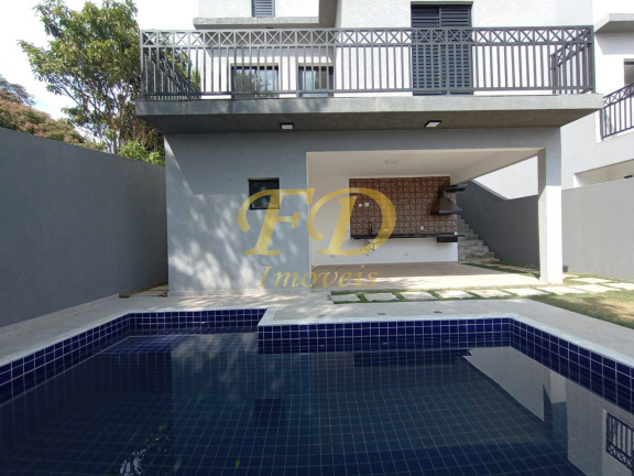 Imagem Casa com 3 Quartos à Venda, 250 m² em Terra Preta - Mairiporã Imagem Casa com 3 Quartos à Venda, 250 m² em Terra Preta - Mairiporã
