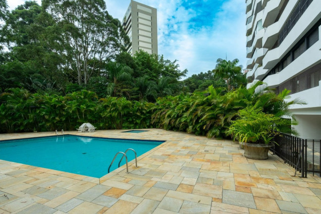 Imagem Imóvel com 3 Quartos à Venda, 185 m² em Vila Suzana - São Paulo Imagem Imóvel com 3 Quartos à Venda, 185 m² em Vila Suzana - São Paulo