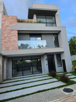 Imagem Sobrado com 3 Quartos à Venda, 166 m² em Pilarzinho - Curitiba