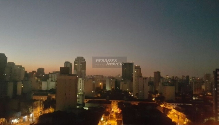Imagem Casa com 2 Quartos à Venda, 98 m² em Pinheiros - São Paulo Imagem Casa com 2 Quartos à Venda, 98 m² em Pinheiros - São Paulo