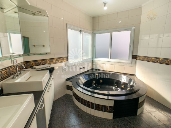 Imagem Casa com 4 Quartos à Venda, 400 m² em Alphaville 06 - Santana De Parnaíba Imagem Casa com 4 Quartos à Venda, 400 m² em Alphaville 06 - Santana De Parnaíba