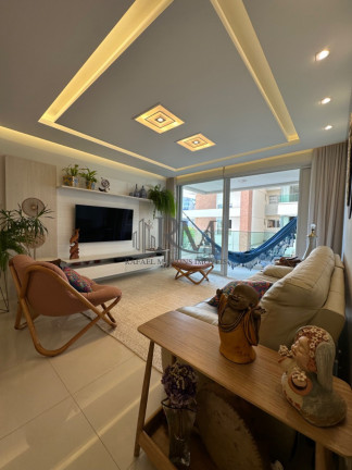 Imagem Apartamento com 3 Quartos à Venda, 121 m² em Centro - Florianópolis Imagem Apartamento com 3 Quartos à Venda, 121 m² em Centro - Florianópolis