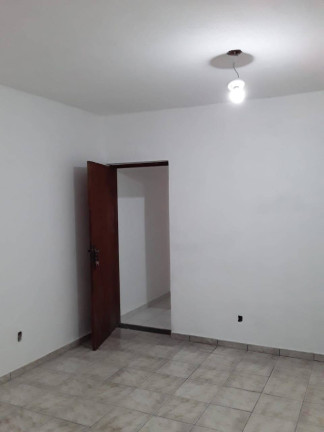 Imagem Casa com 2 Quartos à Venda, 126 m² em Taboão - São Bernardo Do Campo Imagem Casa com 2 Quartos à Venda, 126 m² em Taboão - São Bernardo Do Campo