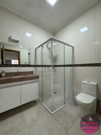 Imagem Casa com 3 Quartos à Venda, 170 m² em Perequê Açu - Ubatuba Imagem Casa com 3 Quartos à Venda, 170 m² em Perequê Açu - Ubatuba