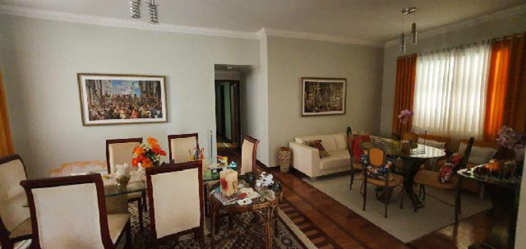 Imagem Casa com 4 Quartos à Venda, 354 m² em Granja Guarani - Teresópolis Imagem Casa com 4 Quartos à Venda, 354 m² em Granja Guarani - Teresópolis