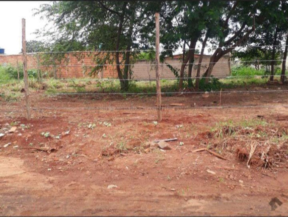 Terreno à Venda, 250 m² em Jardim Carioca - Campo Grande