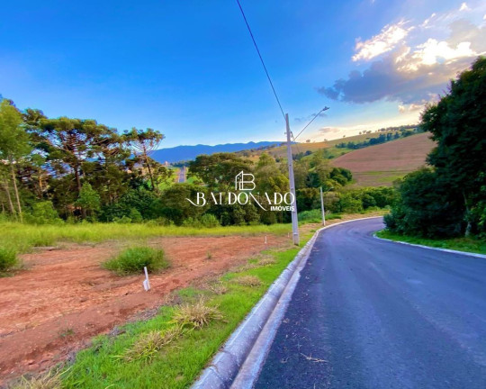 Imagem Terreno à Venda, 200 m² em Centro - Extrema Imagem Terreno à Venda, 200 m² em Centro - Extrema