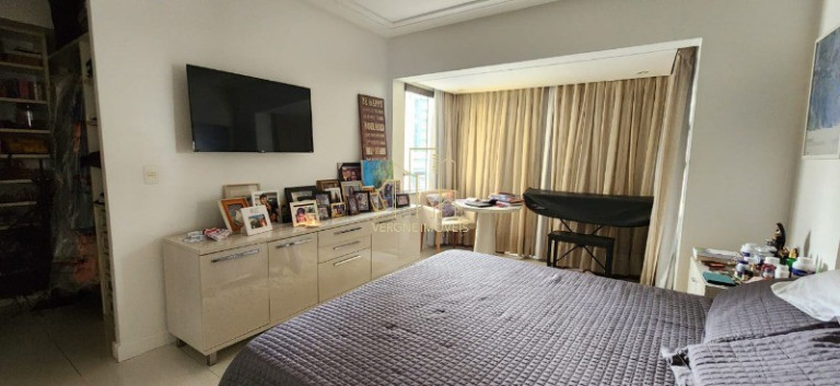 Imagem Imóvel com 4 Quartos à Venda, 181 m² em Pituba - Salvador Imagem Imóvel com 4 Quartos à Venda, 181 m² em Pituba - Salvador