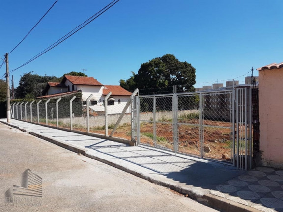 Imóvel Comercial à Venda, 1.624 m² em Jardim Guarujá - Sorocaba