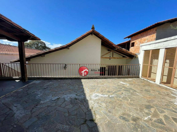 Imagem Casa com 4 Quartos para Alugar, 218 m² em Planalto - Belo Horizonte