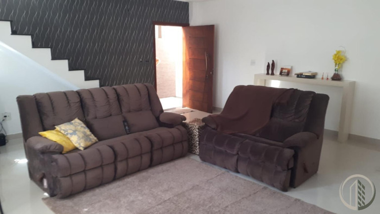 Imagem Casa com 3 Quartos à Venda, 250 m² em Marapé - Santos Imagem Casa com 3 Quartos à Venda, 250 m² em Marapé - Santos
