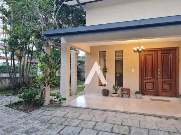 Imagem Casa com 5 Quartos à Venda, 318 m² em Comary - Teresópolis Imagem Casa com 5 Quartos à Venda, 318 m² em Comary - Teresópolis