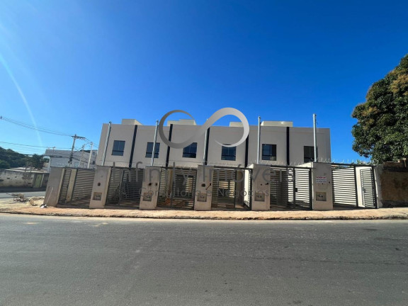 Casa com 2 Quartos à Venda,  em Londrina - Santa Luzia