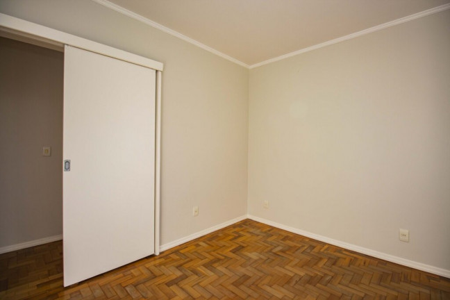 Imagem Imóvel com 3 Quartos à Venda, 74 m² em Jardim São Pedro - Porto Alegre Imagem Imóvel com 3 Quartos à Venda, 74 m² em Jardim São Pedro - Porto Alegre