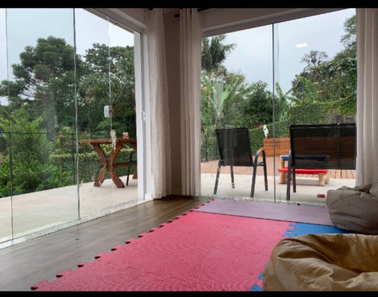 Imagem Casa com 3 Quartos à Venda, em Quitandinha - Petrópolis Imagem Casa com 3 Quartos à Venda, em Quitandinha - Petrópolis