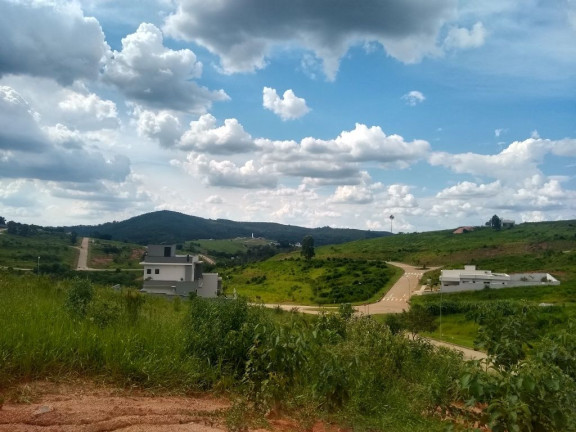 Terreno à Venda, 640 m² em Bairro Itapema - Itatiba