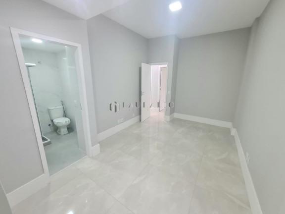 Imagem Apartamento com 3 Quartos à Venda, 100 m² em Copacabana - Rio De Janeiro