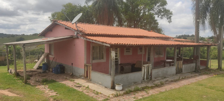 Imagem Chácara com 3 Quartos à Venda, 48 m² em Cercadinho - Capela Do Alto Imagem Chácara com 3 Quartos à Venda, 48 m² em Cercadinho - Capela Do Alto