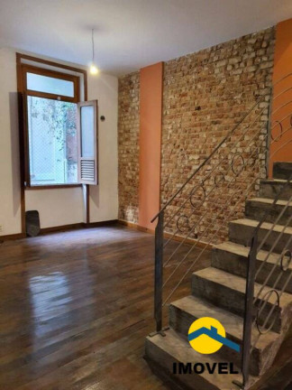 Imagem Casa com 4 Quartos à Venda, 240 m² em Ingá - Niterói Imagem Casa com 4 Quartos à Venda, 240 m² em Ingá - Niterói