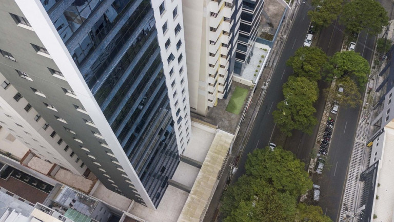 Sala Comercial à Venda, 36 m² em Bigorrilho - Curitiba