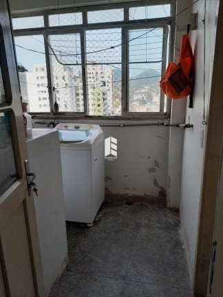 Imagem Apartamento com 4 Quartos à Venda, 130 m² em Centro - Santa Maria