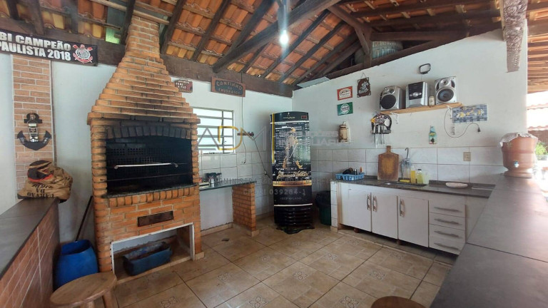 Imagem Chácara com 3 Quartos à Venda, 540 m² em Jardim América (rubião Junior) - Botucatu