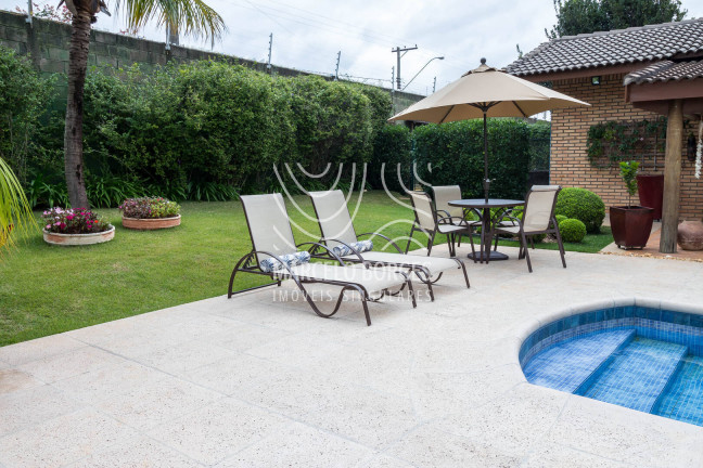 Imagem Casa de Condomínio com 3 Quartos à Venda, 340 m² em Jacaré - Cabreúva
