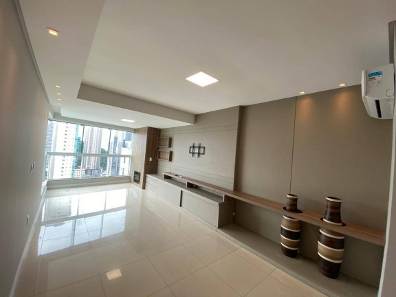 Imagem Apartamento com 4 Quartos à Venda, 133 m² em Pioneiros - Balneário Camboriú