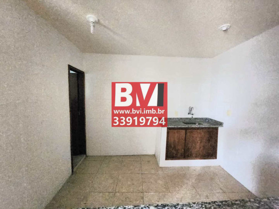 Imagem Casa com 2 Quartos à Venda, 50 m² em Olaria - Rio De Janeiro Imagem Casa com 2 Quartos à Venda, 50 m² em Olaria - Rio De Janeiro