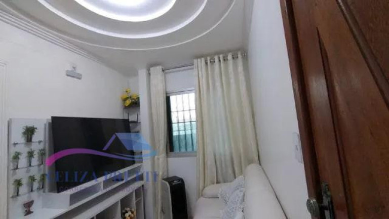 Imagem Sobrado com 5 Quartos à Venda, 180 m² em Residencial Coqueiral - Vila Velha