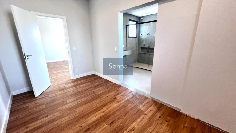 Imagem Casa com 3 Quartos à Venda, em Medeiros - Jundiaí Imagem Casa com 3 Quartos à Venda, em Medeiros - Jundiaí