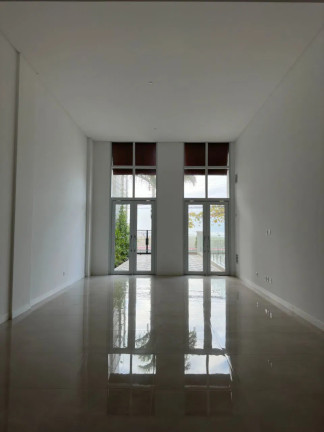 Sala Comercial à Venda, 217 m² em Centro - Balneário Camboriú