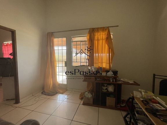 Imagem Casa com 3 Quartos à Venda, 360 m² em Nsa Aparecida - Florestal