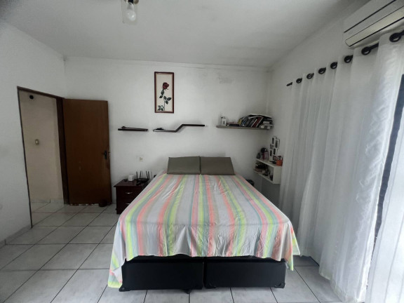 Imagem Casa com 4 Quartos à Venda, 210 m² em Sítio Do Campo - Praia Grande Imagem Casa com 4 Quartos à Venda, 210 m² em Sítio Do Campo - Praia Grande