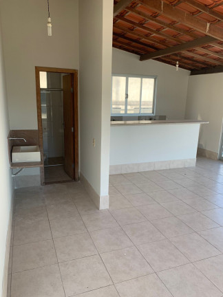 Imagem Imóvel com 4 Quartos à Venda, 326 m² em Centro - Guarapari