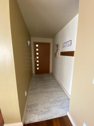 Imagem Imóvel com 3 Quartos à Venda, em Centro Histórico - Porto Alegre Imagem Imóvel com 3 Quartos à Venda, em Centro Histórico - Porto Alegre