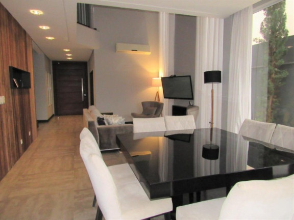 Imagem Sobrado com 3 Quartos à Venda, 360 m² em Ibiti Royal Park - Sorocaba Imagem Sobrado com 3 Quartos à Venda, 360 m² em Ibiti Royal Park - Sorocaba