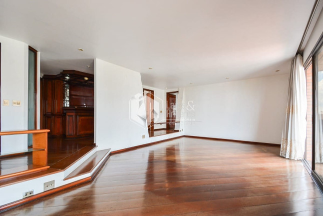 Imagem Apartamento com 4 Quartos à Venda, 274 m² em Pacaembu - São Paulo