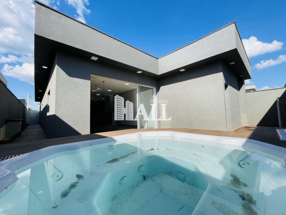 Casa com 3 Quartos à Venda, 226 m² em Centro - Bady Bassitt
