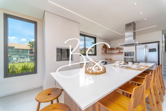 Imagem Casa com 5 Quartos à Venda, 1.385 m² em Praia Do Estaleiro - Balneário Camboriú