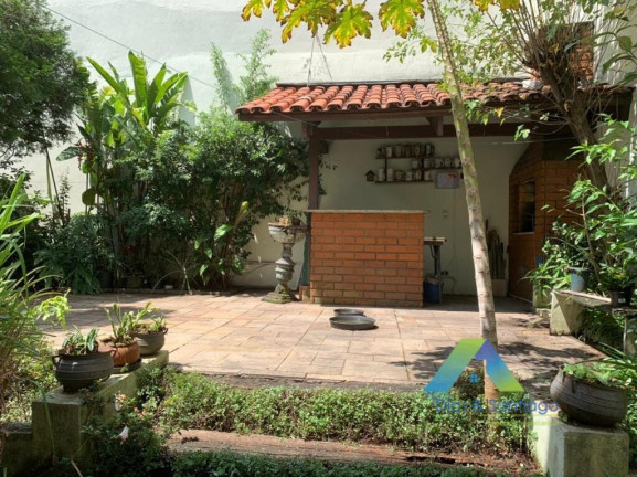 Casa com 4 Quartos à Venda, 200 m² em Moema - São Paulo
