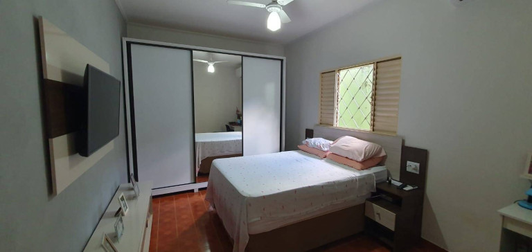 Imagem Casa com 3 Quartos à Venda, 250 m² em Jardim Ouro Verde - Limeira Imagem Casa com 3 Quartos à Venda, 250 m² em Jardim Ouro Verde - Limeira
