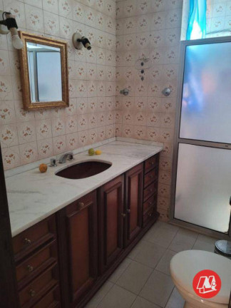 Imagem Casa com 4 Quartos à Venda, 207 m² em Rio Branco - Porto Alegre