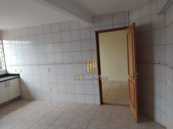 Imagem Sobrado com 3 Quartos à Venda, 200 m² em Jardim Ana Lúcia - Goiânia