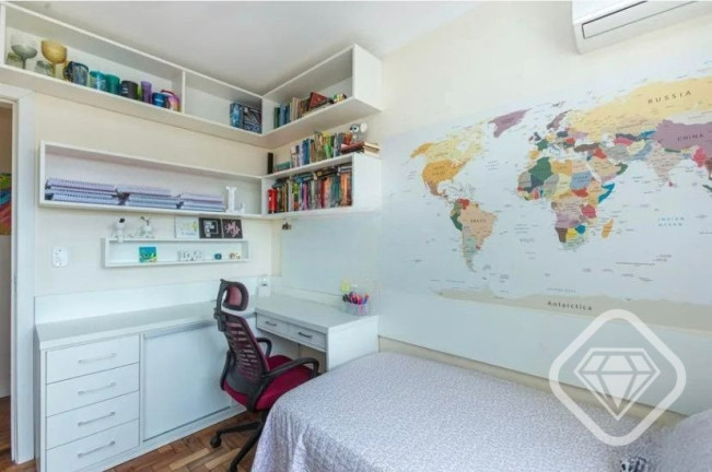 Imagem Apartamento com 3 Quartos à Venda,  em Cristal - Porto Alegre